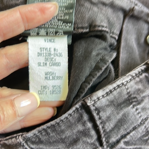 VINCE Slim Cargo Stretch Chino Pockets Mulberry Pants Jeans Sz 26 - Picture 15 of 15